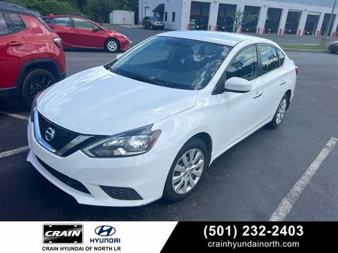 Used 2019 Nissan Sentra S FWD image 1