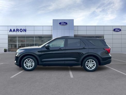 New 2026 Ford Explorer Active w/ Active Comfort Package RWD image 3