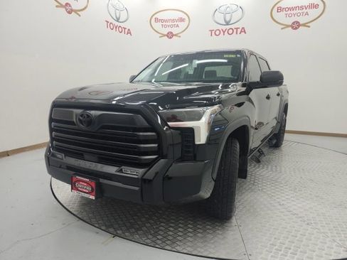 Used 2025 Toyota Tundra SR5 w/ SR5 Premium Package AWD/4WD image 2