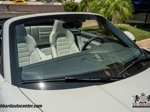 Used 2022 Porsche 911 Cabriolet AWD/4WD image 21