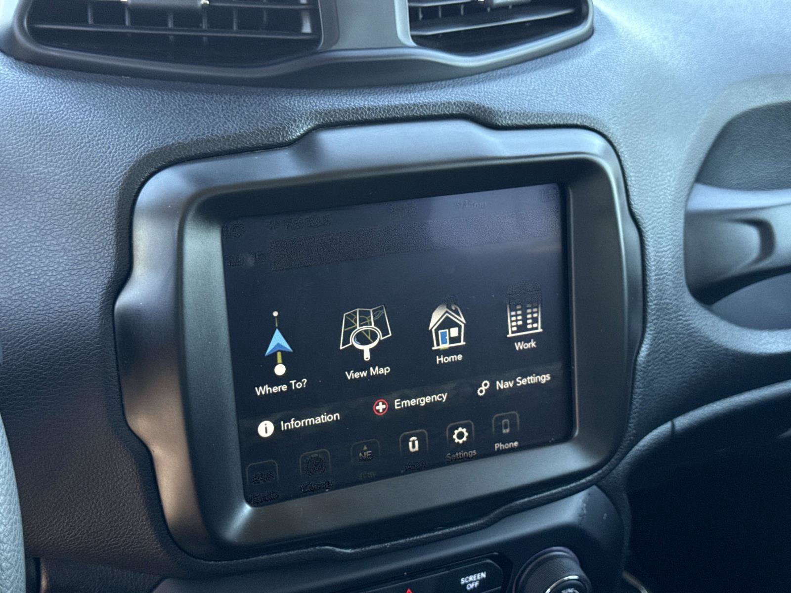 Certified 2023 Jeep Renegade Latitude AWD/4WD image 29