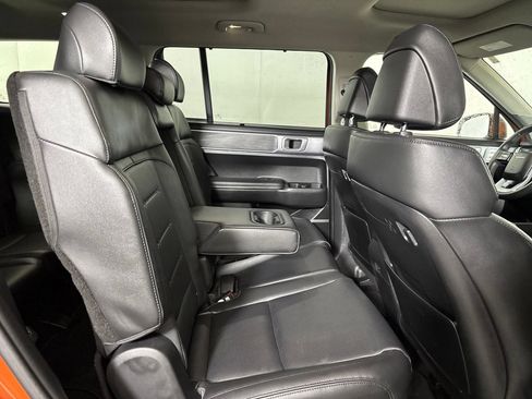Used 2024 Hyundai Santa Fe Limited AWD/4WD image 28