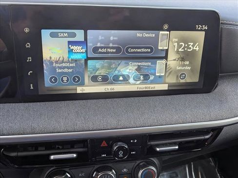 Used 2025 Nissan Kicks SV w/ Charging Package image 18