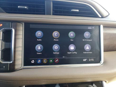 Used 2021 GMC Yukon XL Denali image 24