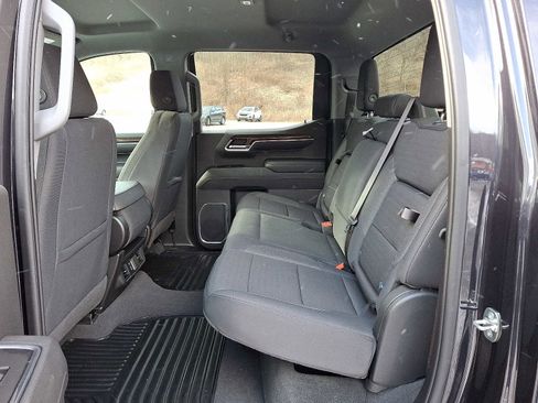 Used 2023 GMC Sierra 1500 Elevation image 11