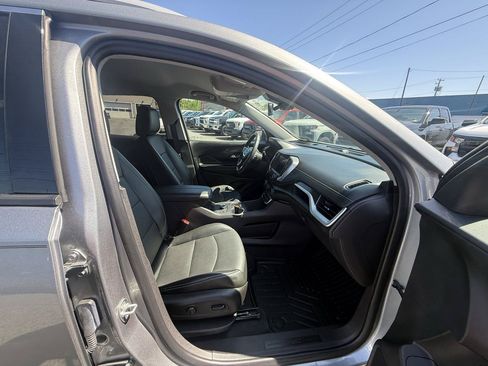 Used 2024 GMC Terrain SLT AWD/4WD image 19
