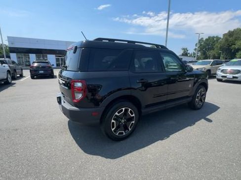 Used 2023 Ford Bronco Sport Outer Banks w/ Tech Package AWD/4WD image 8
