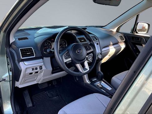 Used 2018 Subaru Forester 2.5i Premium w/ Popular Package #2A AWD/4WD image 14