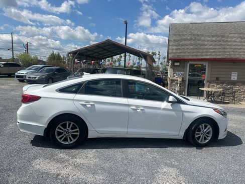 Used 2016 Hyundai Sonata SE FWD image 6