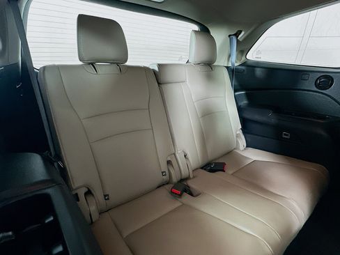Used 2016 Honda Pilot Elite image 28