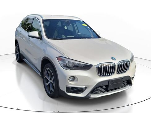 Used 2018 BMW X1 sDrive28i FWD image 3