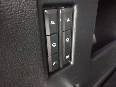 Used 2020 Ford Expedition XLT w/ Equipment Group 202A AWD/4WD image 59