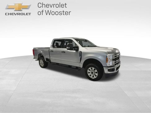 Used 2024 Ford F250 XLT image 3