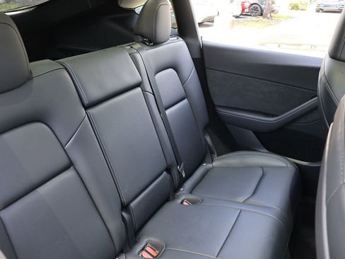Used 2024 Tesla Model Y Performance AWD/4WD image 38