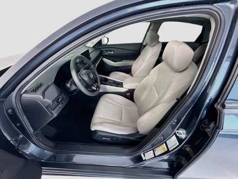 Certified 2024 Honda Accord EX image 19
