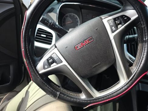 Used 2015 GMC Terrain SLE w/ Convenience Package AWD/4WD image 16