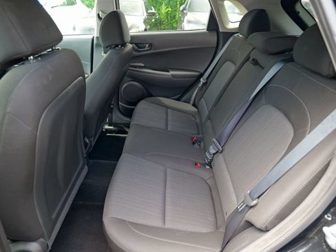 Used 2023 Hyundai Kona SEL AWD/4WD image 28