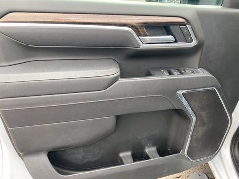 Certified 2025 Chevrolet Silverado 2500 LT w/ Convenience Package image 16