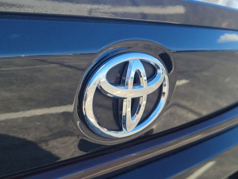 Used 2020 Toyota Corolla SE image 6