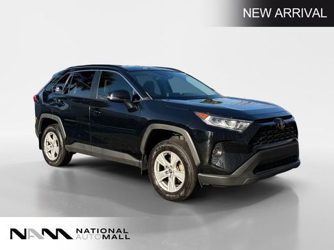 Used 2021 Toyota RAV4 XLE w/ Convenience Package AWD/4WD image 7