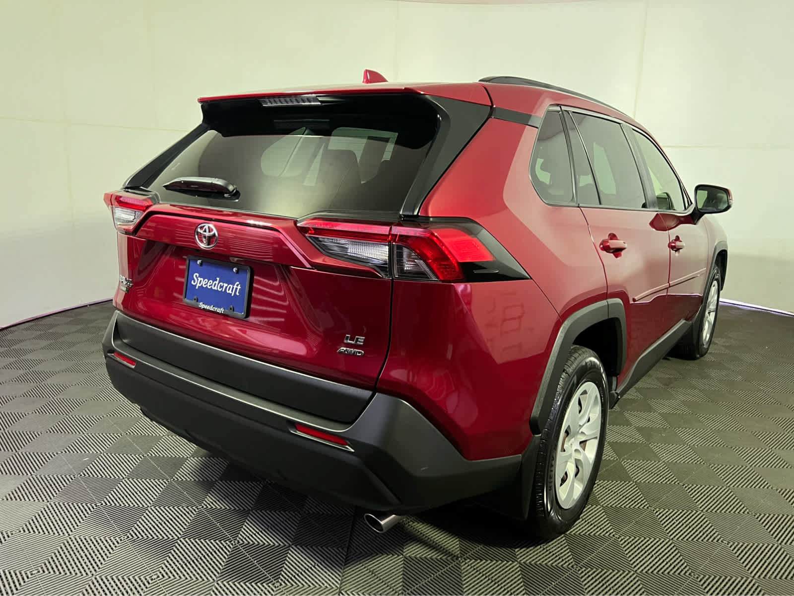 Used 2019 Toyota RAV4 LE w/ All Weather Liner Package AWD/4WD image 7
