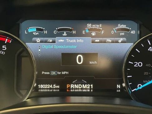 Used 2018 Ford F250 Platinum w/ Platinum Ultimate Package AWD/4WD image 25