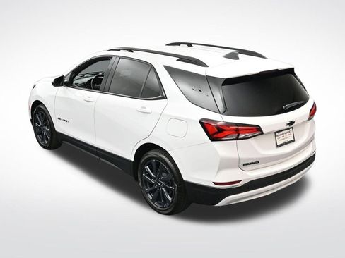 Used 2023 Chevrolet Equinox RS w/ RS Leather Package FWD image 18