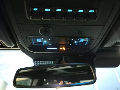 New 2025 Ford Bronco Badlands image 38