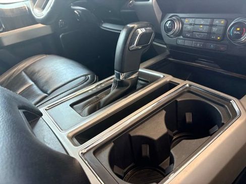 Used 2019 Ford F150 Lariat w/ Equipment Group 502A Luxury RWD image 23