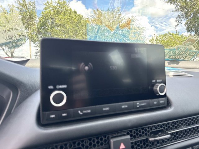 Certified 2025 Honda HR-V LX image 23