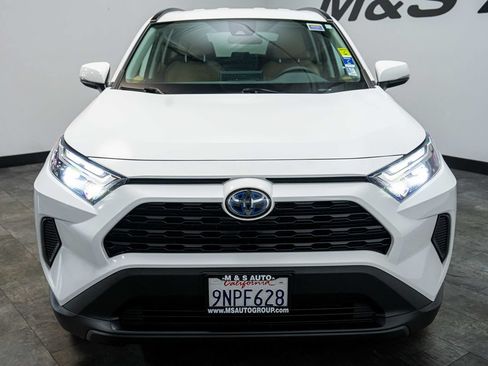 Used 2024 Toyota RAV4 LE AWD/4WD image 6