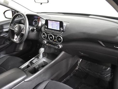 Certified 2023 Nissan Sentra S FWD image 33
