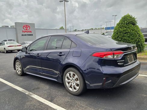 Used 2021 Toyota Corolla LE FWD image 5