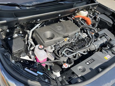 Certified 2025 Toyota RAV4 XLE AWD/4WD image 23
