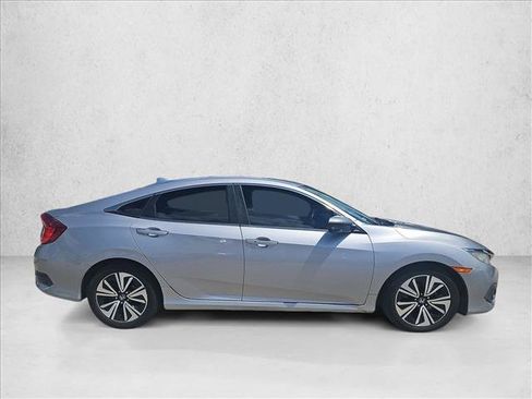 Used 2017 Honda Civic EX-L image 4
