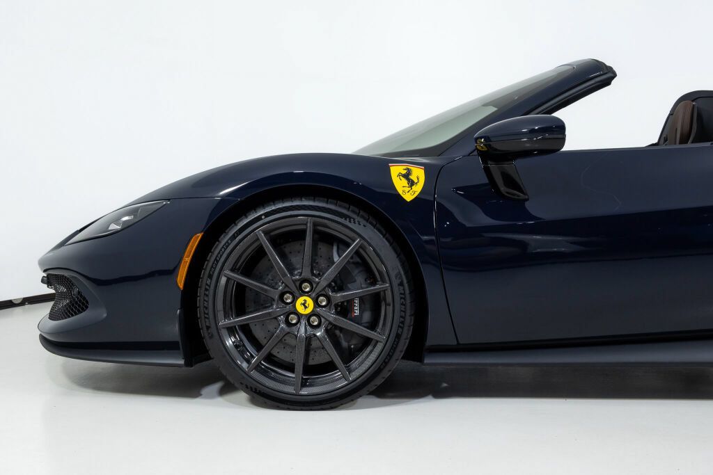 Used 2024 Ferrari 296 GTS RWD image 15