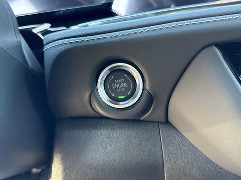 New 2026 Chevrolet Suburban Premier image 27