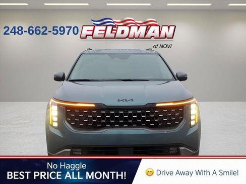 Used 2025 Kia Carnival SX Prestige image 9