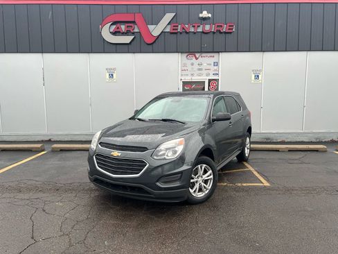 Used 2017 Chevrolet Equinox LS image 1