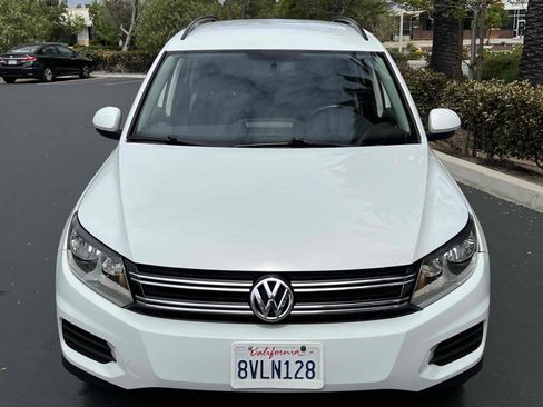 Used 2017 Volkswagen Tiguan Limited w/ Premium Package FWD image 35