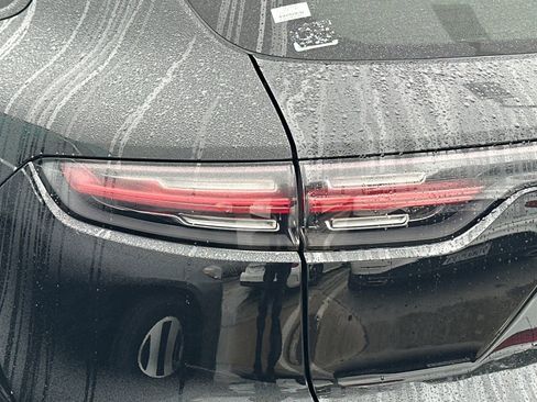 Used 2019 Porsche Cayenne image 9