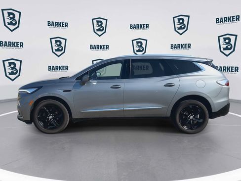 Used 2024 Buick Enclave Essence w/ Experience Buick Package AWD/4WD image 6