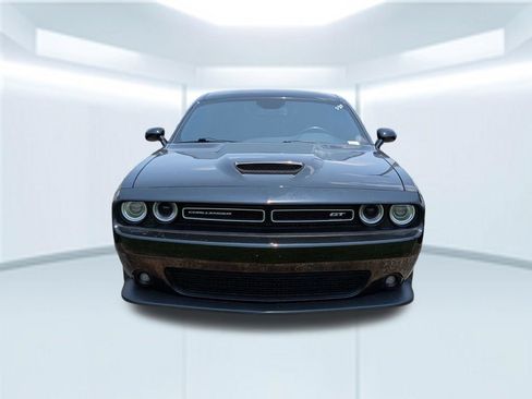 Used 2022 Dodge Challenger GT AWD/4WD image 7