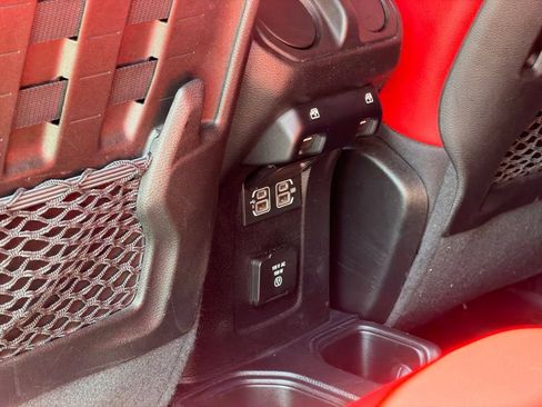 Used 2020 Jeep Wrangler Unlimited Rubicon AWD/4WD image 34