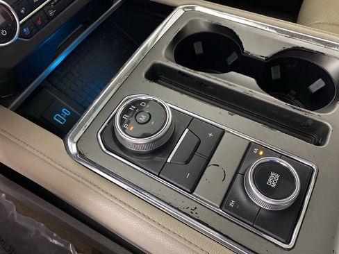 Used 2020 Ford Expedition Max XLT w/ Equipment Group 202A image 23