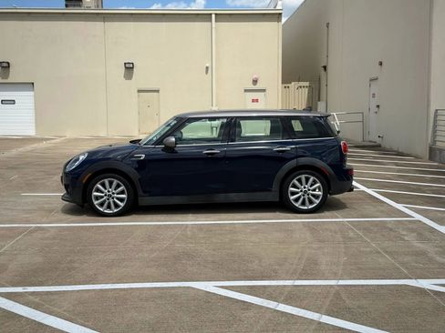 Used 2016 MINI Cooper Clubman FWD image 5