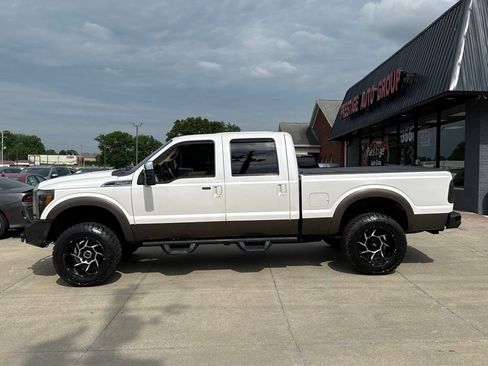 Used 2016 Ford F250 Lariat w/ Lariat Ultimate Package AWD/4WD image 3