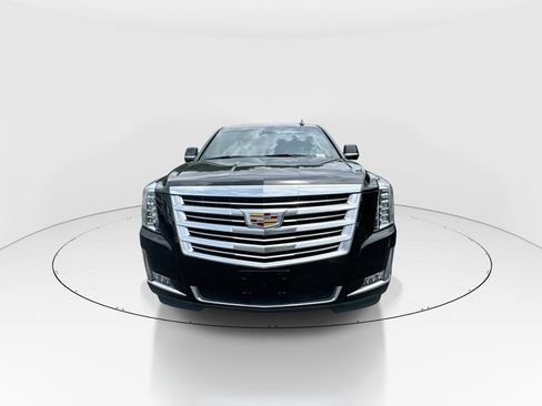Used 2019 Cadillac Escalade ESV Platinum AWD/4WD image 3