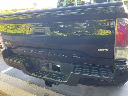 Used 2023 Toyota Tacoma TRD Sport w/ Advanced Technology Package AWD/4WD image 8