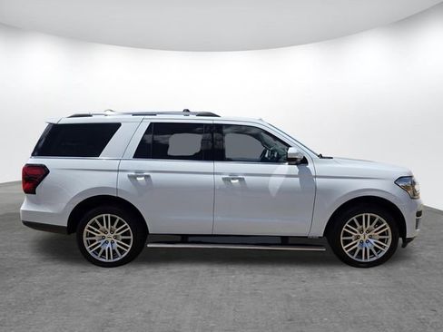 Certified 2024 Ford Expedition Limited AWD/4WD image 3